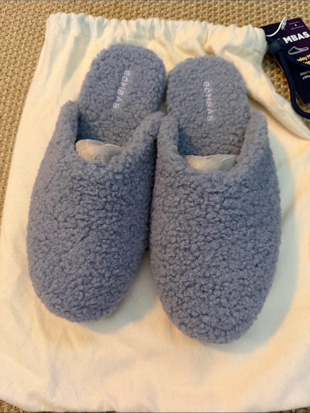 New! Bombas Plush Sunday Mule Sherpa Slip-On Slippers in Light Blue - Picture 2 of 6